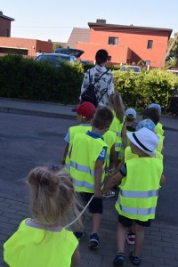 Maži basi darželio vaikai keliauja į gaisrinę